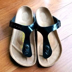 Gizeh black patent Birkenstocks